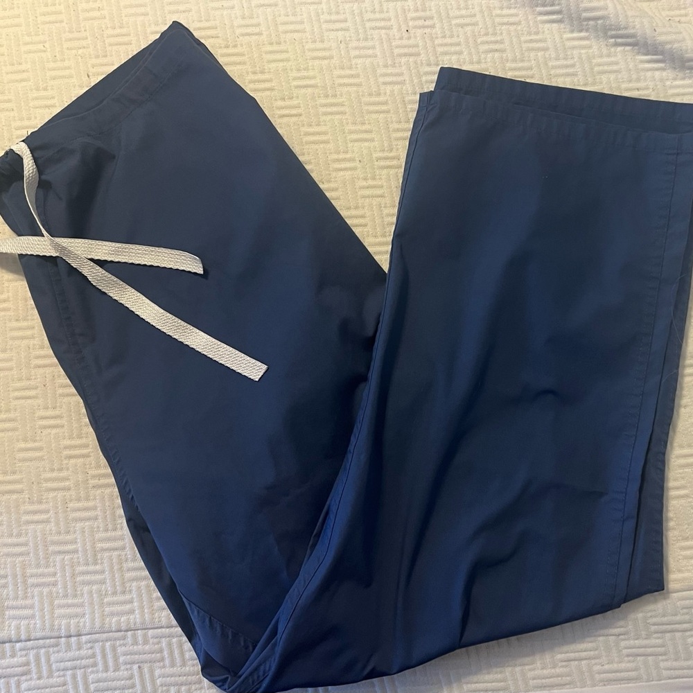 🛍️3/&15 Unisex Scrubs Pants Blue Size L Drawstring Waist Fashion Seal Healthcare